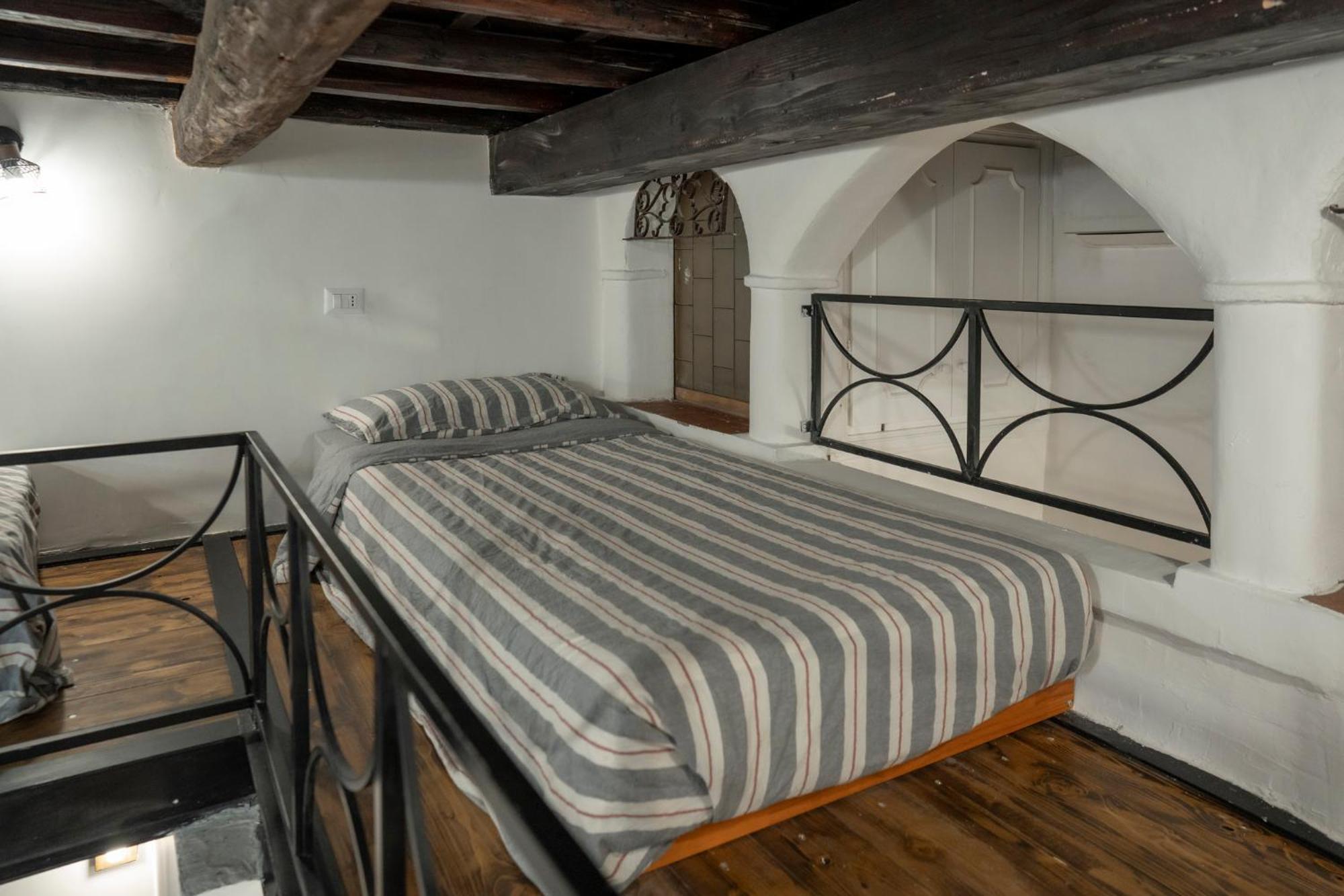 Home Domus Capocci - Rione Monti Roma Ngoại thất bức ảnh